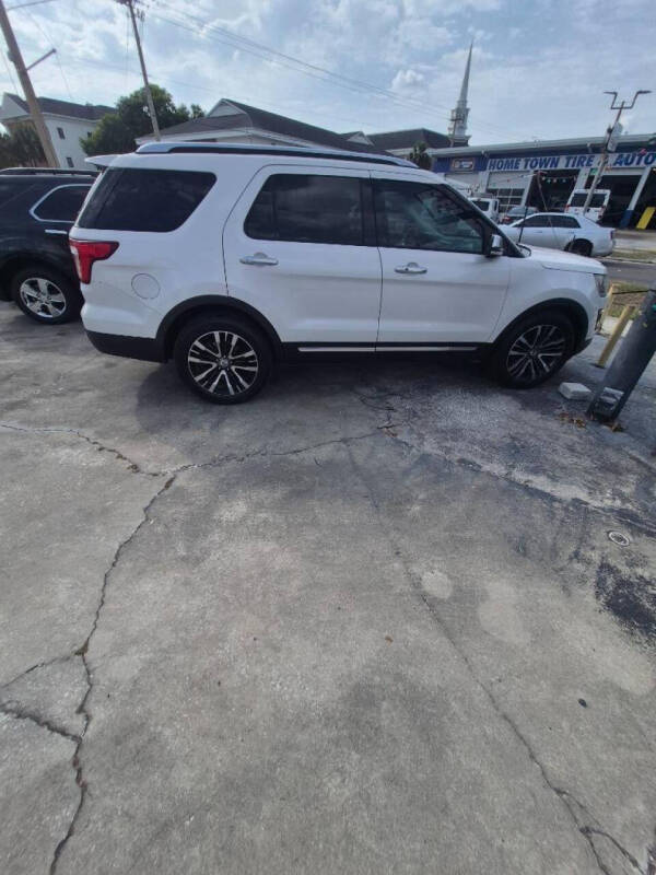 2017 Ford Explorer Platinum