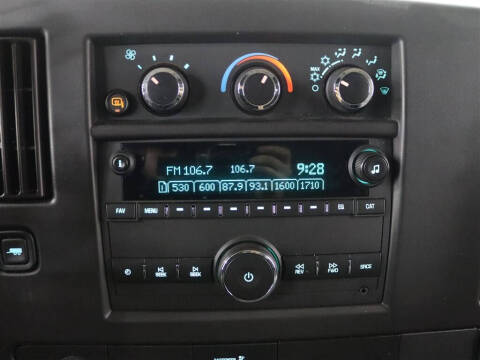 2022 Chevrolet Express 2500