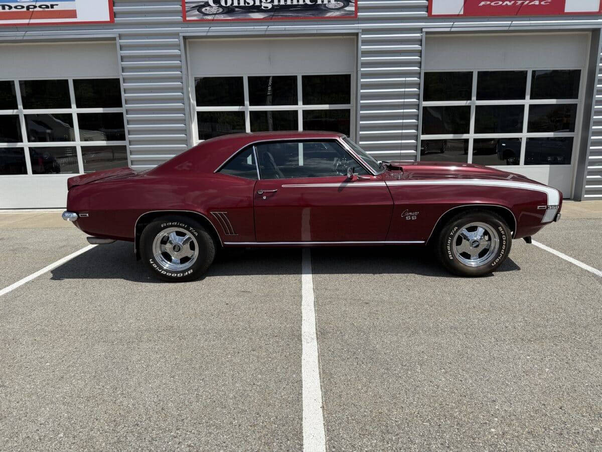 1969 Chevrolet Camaro 2