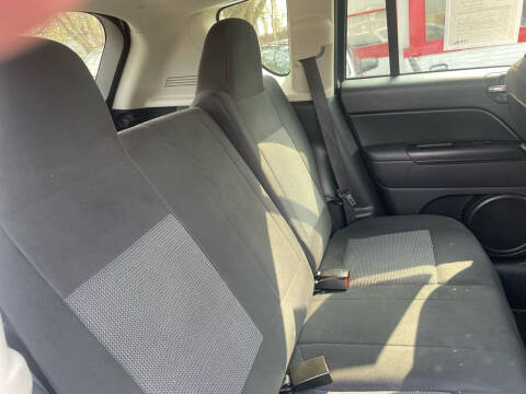 2011 Jeep Compass Sport