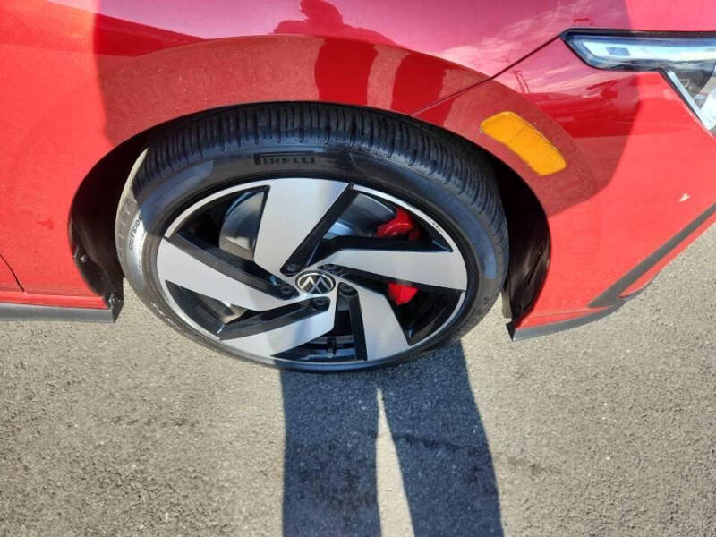 2022 Volkswagen Golf GTI SE