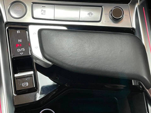 2019 Audi e-tron quattro Prestige