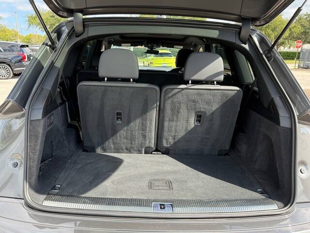 2024 Audi Q7 quattro Premium Plus 45 TFSI