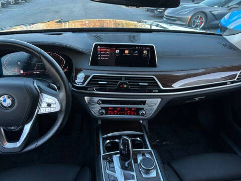 2020 BMW 7 Series 740i