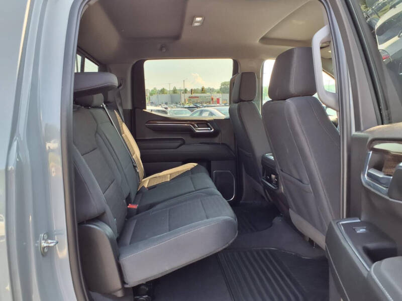 2024 Chevrolet Silverado 1500 LT - Photo 25