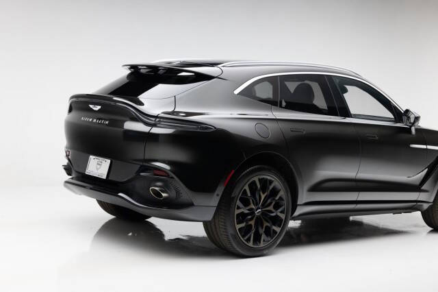 2021 Aston Martin DBX