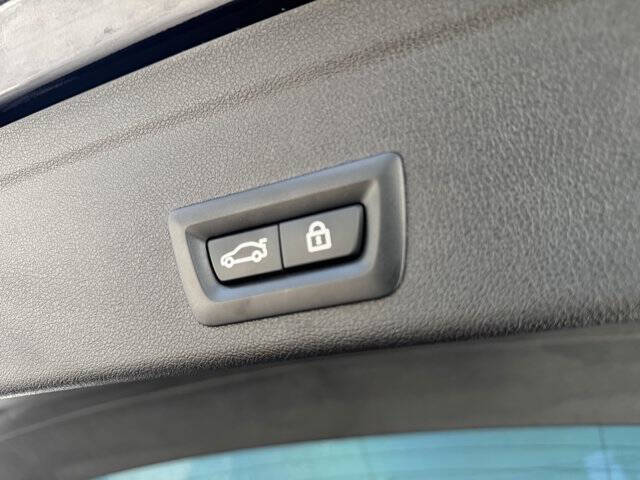 2022 BMW X6 xDrive40i