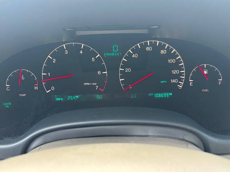 2003 Cadillac DeVille DHS