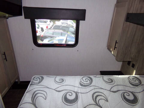 2022 Forest River Cherokee Arctic Wolf