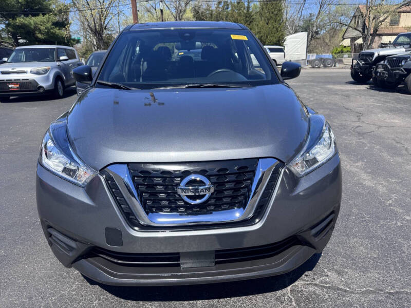 2020 Nissan Kicks S