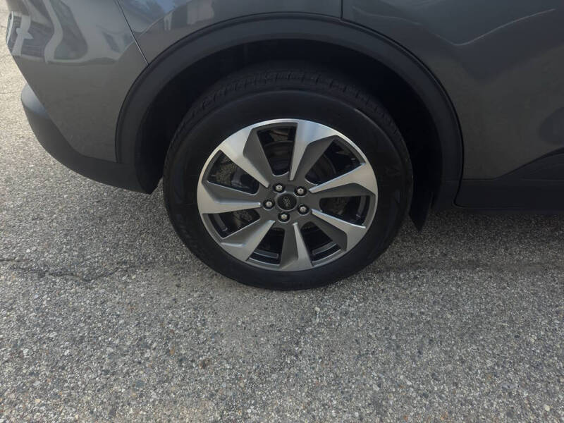 2025 Ford Escape Platinum