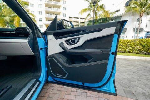 2024 Lamborghini Urus S