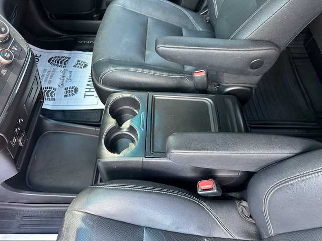 2017 Toyota Sienna SE Premium 8-Passenger