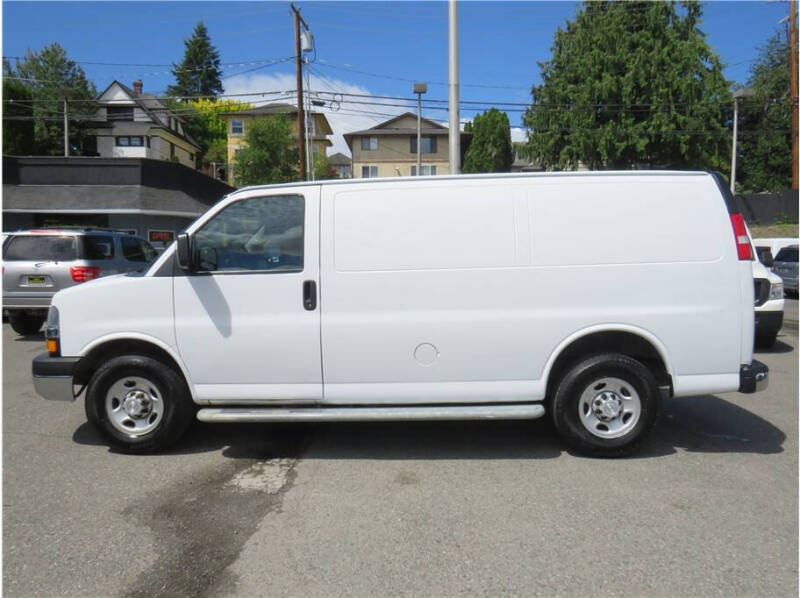 2018 Chevrolet Express 2500