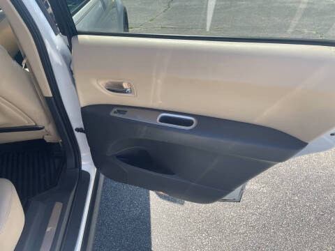 2008 Subaru Tribeca Ltd. 5-Pass.