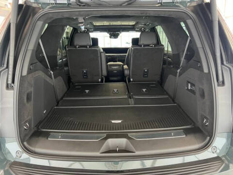2025 Cadillac Escalade-V