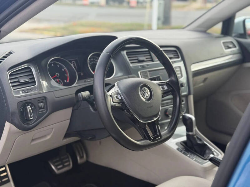 2017 Volkswagen Golf Alltrack