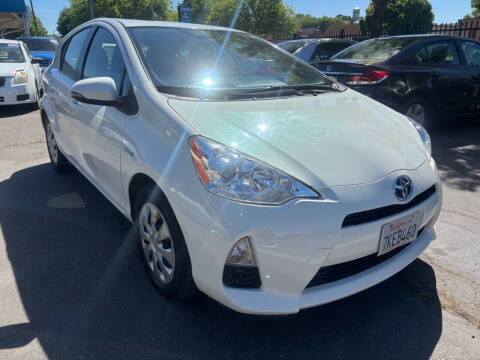 2014 Toyota Prius c One