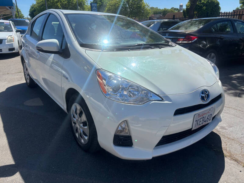 2014 Toyota Prius c One