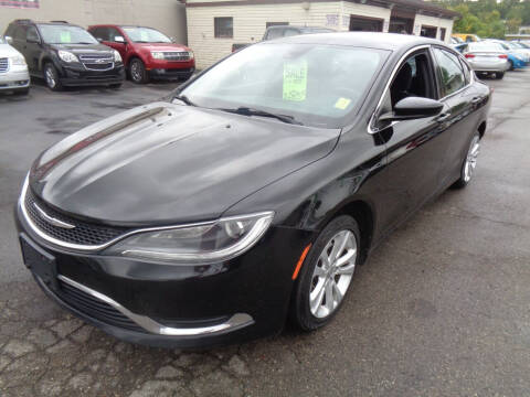 2015 Chrysler 200 for sale at Aspen Auto Sales in Wayne MI