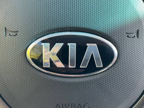 2013 Kia Soul +