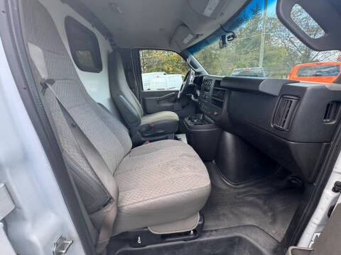 2018 Chevrolet Express 2500