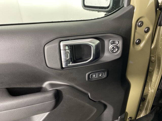 2025 Jeep Gladiator Mojave