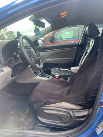 2018 Hyundai Elantra