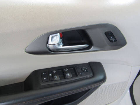 2020 Chrysler Pacifica Touring L