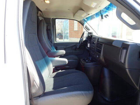 2024 Chevrolet Express 2500