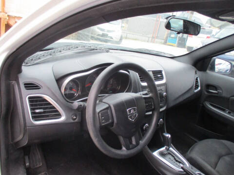 2012 Dodge Avenger SE