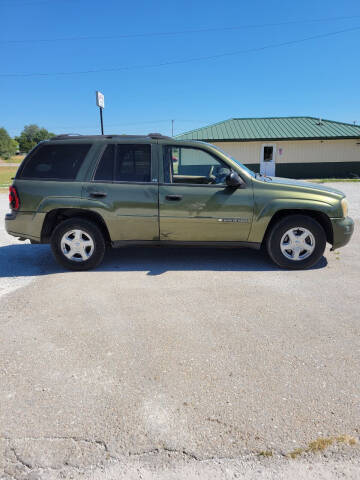 2002 Chevrolet TrailBlazer for sale at WESTSIDE GARAGE LLC in Keokuk IA