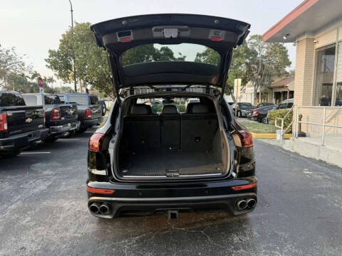 2016 Porsche Cayenne S