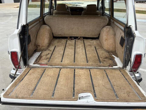 1988 Jeep Grand Wagoneer