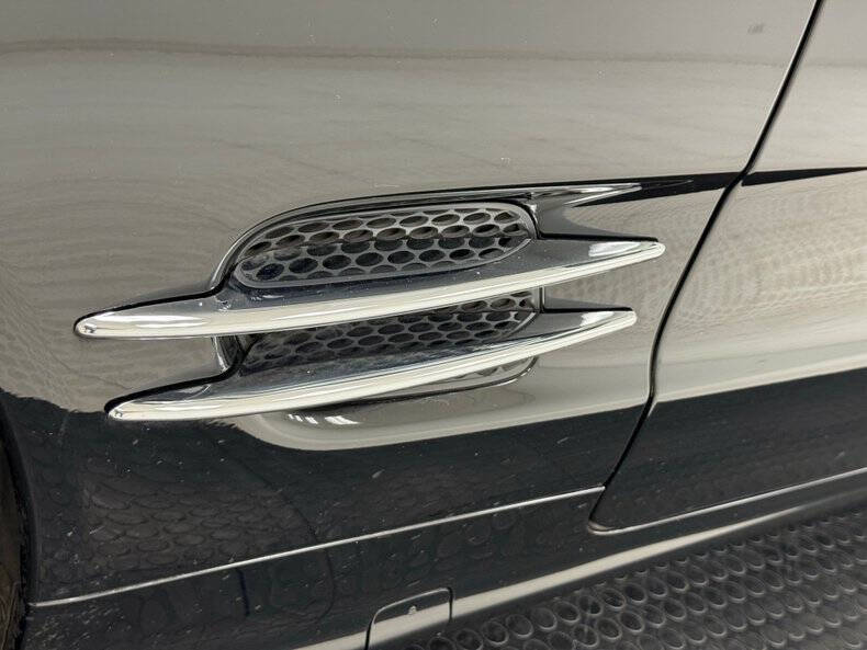 2005 Mercedes-Benz SL-Class SL 500