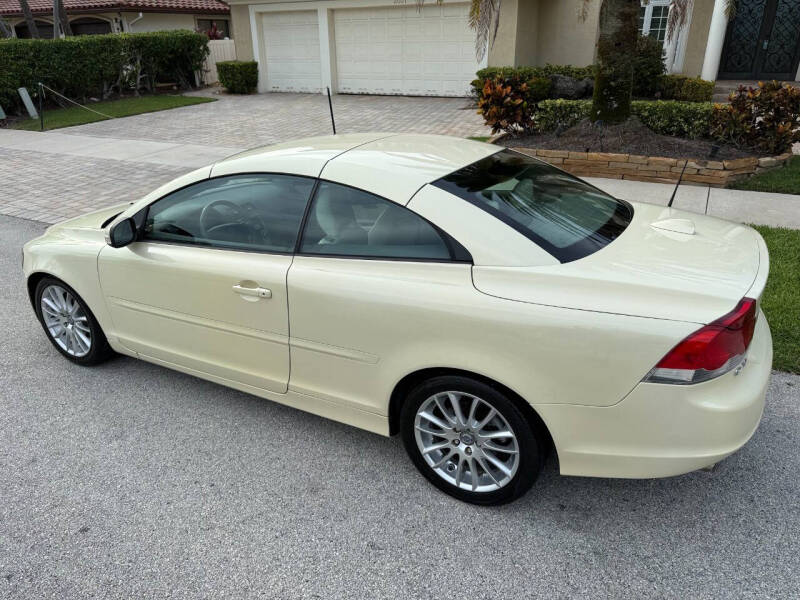 2009 Volvo C70 T5