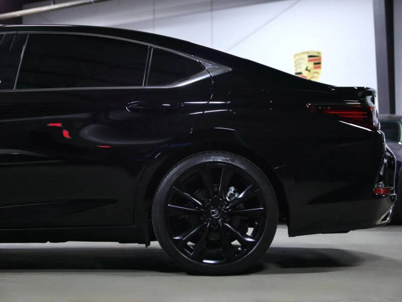 2024 Lexus ES 350 F SPORT Handling