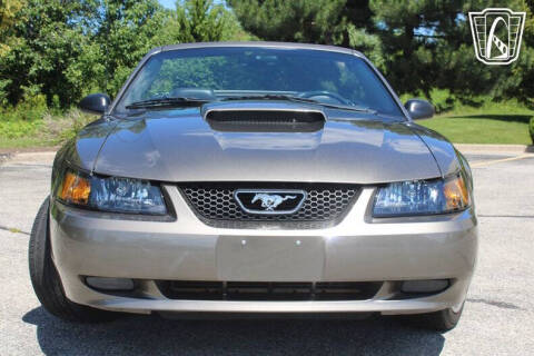 2002 Ford Mustang GT Deluxe