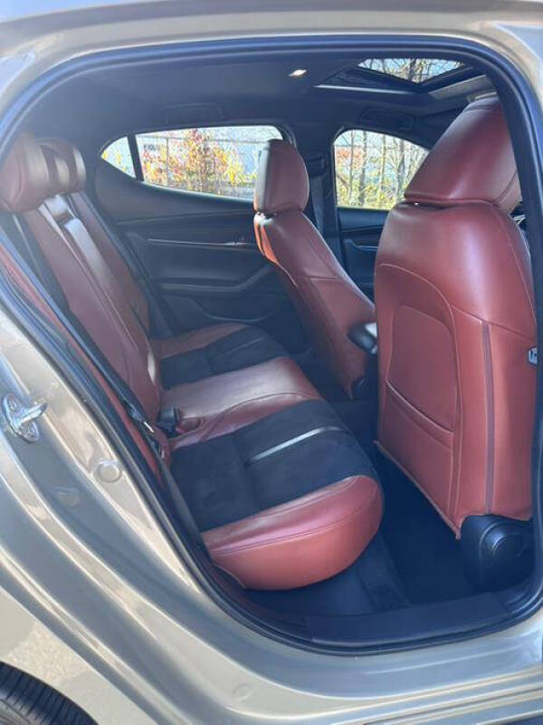 2024 Mazda Mazda3 Hatchback 2.5 Carbon Turbo