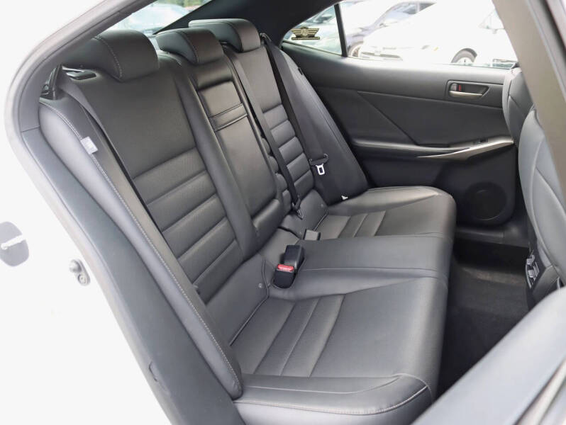 2017 Lexus IS 300