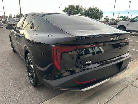 2025 Kia K4 EX