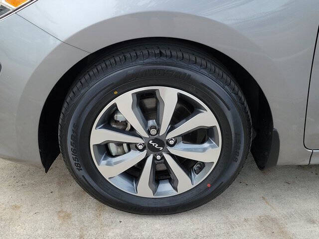 2023 Kia Rio 5-Door S