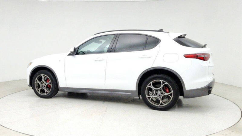 2022 Alfa Romeo Stelvio