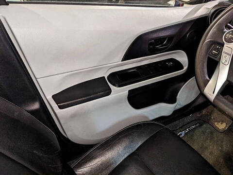 2012 Toyota Prius c Three