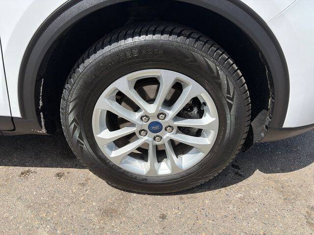 2020 Ford Escape SE