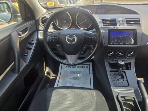 2012 Mazda MAZDA3 i Touring