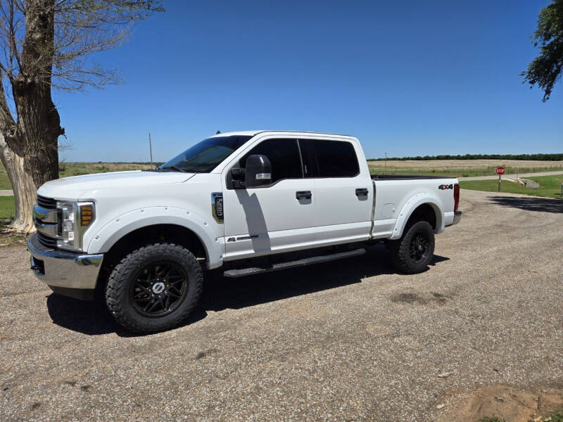 2019 Ford F-250 Super Duty for sale at TNT Auto in Coldwater KS