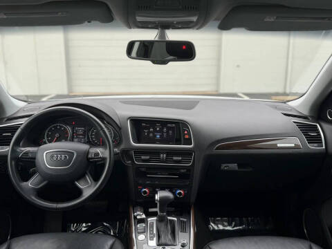 2016 Audi Q5 2.0T quattro Premium Plus