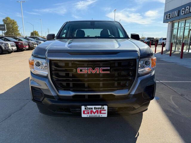 2022 GMC Canyon Elevation Standard