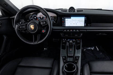 2025 Porsche 911 Carrera